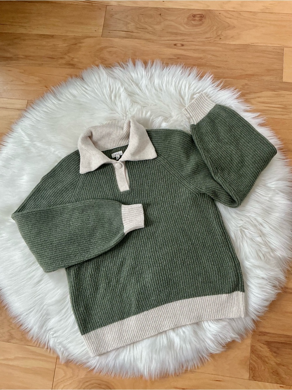 aerie Ribbed Crewneck Sweater with Cream Trim Balloon Sleeves Size XS